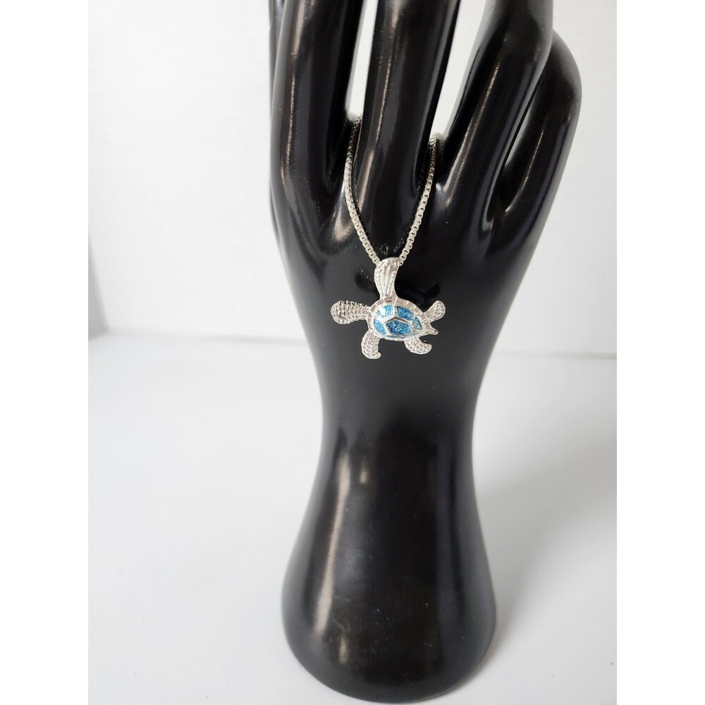 Silvertone Ocean Blue Crystal Sea Turtle Pendant Necklace 19" Chain